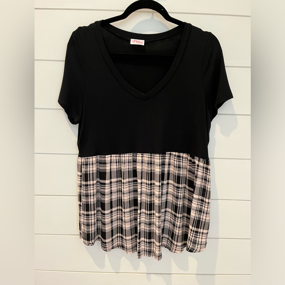 Large, Pulse Boutique Top